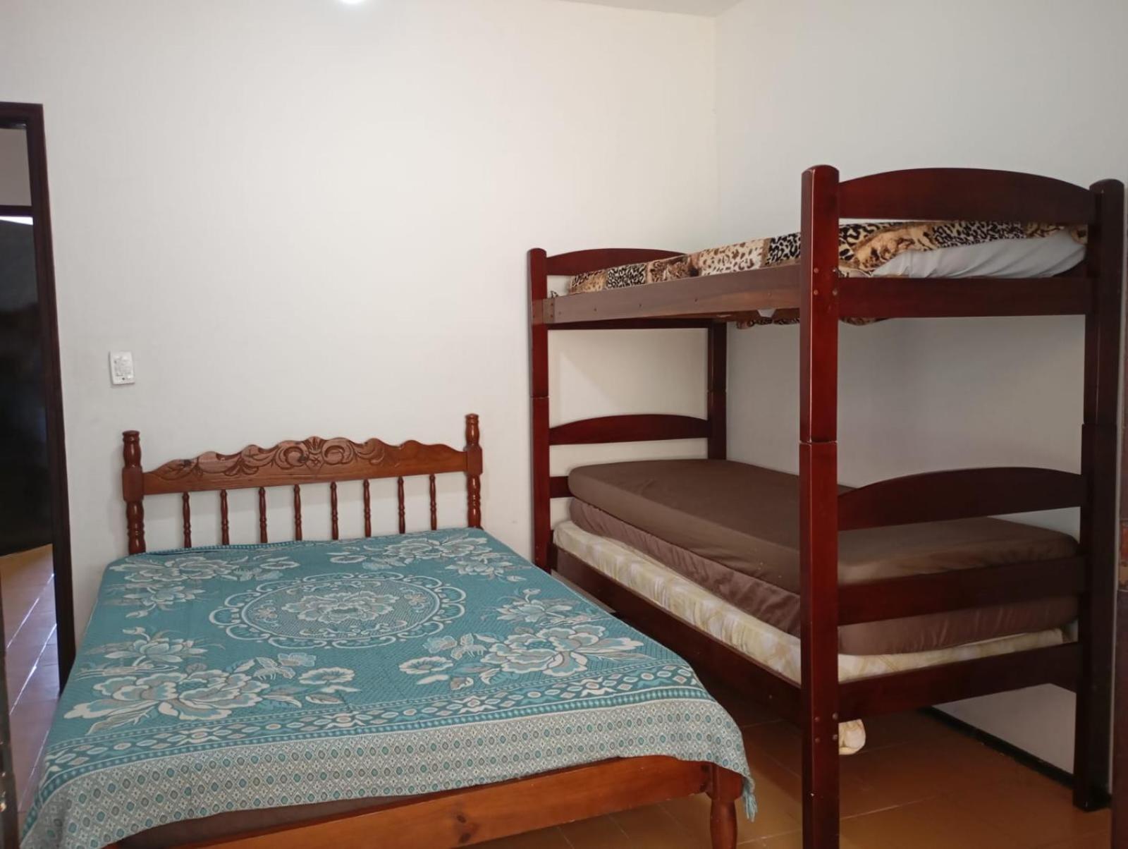 Pe Na Areia 350 Metros Da Pg Ubatuba Apartment Bagian luar foto